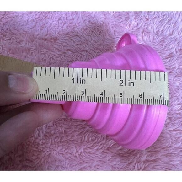 -ASSESORY KITCHEN Lor of 2 Collapsible Silicone Funnel‎ In Pink 2.5” - Picture 5 of 9